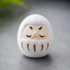 Artisanat-japonais-en-c-ramique-Daruma-chat-porte-bonheur-de-dessin-anim-ornement-de-fortune-paysage.jpg_640x640.jpg_ (2) Daruma - Blanc
