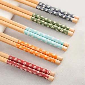 Baguettes-japonaises-en-bois-naturel-r-utilisables-faites-la-main-bambou-sushi-nourriture-chat-fleur-multicolores.jpg_640x640.jpg_ (2) (1) (1) Baguettes Japonaises Fleuries