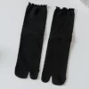 Bambou-japonais-hommes-et-femmes-t-fibre-deux-doigts-chaussettes-noir-Kimono-bascule-sandale-fendu-Ninjia.jpg_640x640-1 Chaussettes Tabi colorées - Noir