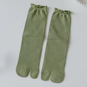 Bambou-japonais-hommes-et-femmes-t-fibre-deux-doigts-chaussettes-noir-Kimono-bascule-sandale-fendu-Ninjia.jpg_640x640-3 Chaussettes Tabi colorées - Vert