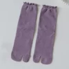Bambou-japonais-hommes-et-femmes-t-fibre-deux-doigts-chaussettes-noir-Kimono-bascule-sandale-fendu-Ninjia.jpg_640x640-7 Chaussettes Tabi colorées - Violet