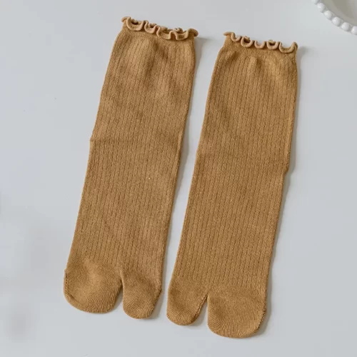 Bambou-japonais-hommes-et-femmes-t-fibre-deux-doigts-chaussettes-noir-Kimono-bascule-sandale-fendu-Ninjia.jpg_640x640-9 Chaussettes Tabi colorées - Jaune