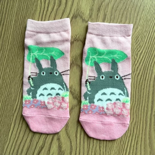 Chaussettes-femme-Hayao-Miyazaki-Mon-Voisin-Totoro-Chihiro-Kiki-la-petite-sorci-re-Printemps-Et-Mignon-7 Mini chaussettes Totoro - Rose à fleur