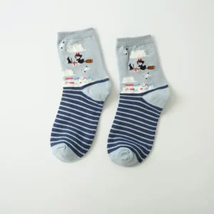 Chaussettes-femme-Hayao-Miyazaki-Mon-Voisin-Totoro-Chihiro-Kiki-la-petite-sorci-re-Printemps-Et-Mignon.jpg_640x640-34 Chaussette Kiki la petite sorcière