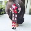 Kimono-Japonais-en-Tissu-Fait-la-Main-Fleur-ventail-Pliant-Accessoires-pour-Cheveux-r-initialisation-Gland.png_640x640.png_ (1) Épingle à cheveux japonaise traditionnelle - Noir