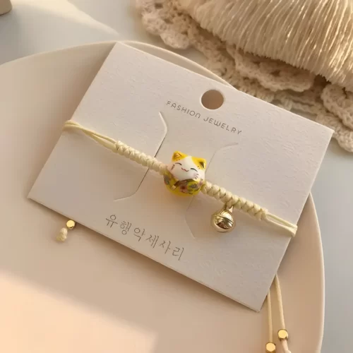 Maneki-Neko-Bracelet-in-ULtress-e-red-handmade-for-women-bell-jewelry-UL.jpg_640x640.jpg_ (2) Bracelet Japonais Maneki Neko - Jaune