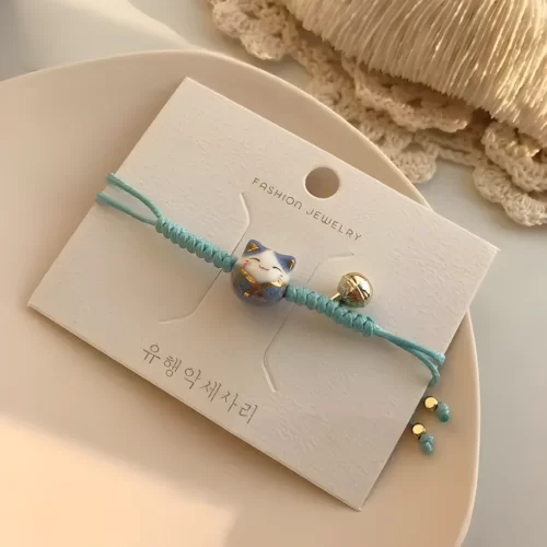 Maneki-Neko-Bracelet-in-ULtress-e-red-handmade-for-women-bell-jewelry-UL.jpg_640x640.jpg_ (4) Bracelet Japonais Maneki Neko - Bleu